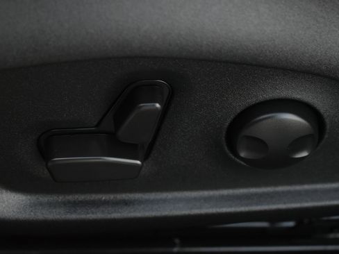 Used 2022 Jeep Compass Limited w/ Elite Group image 14