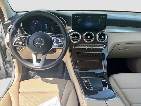 Used 2022 Mercedes-Benz GLC 300 4MATIC w/ Driver Assistance Package image 44