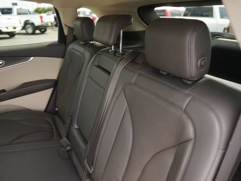 Used 2020 Lincoln Nautilus Reserve w/ Cargo Utility Package AWD/4WD image 14