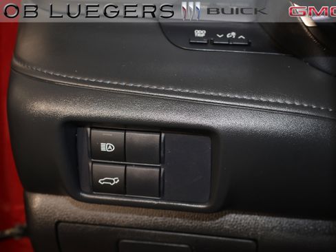 Used 2021 Toyota Highlander XSE AWD/4WD image 27