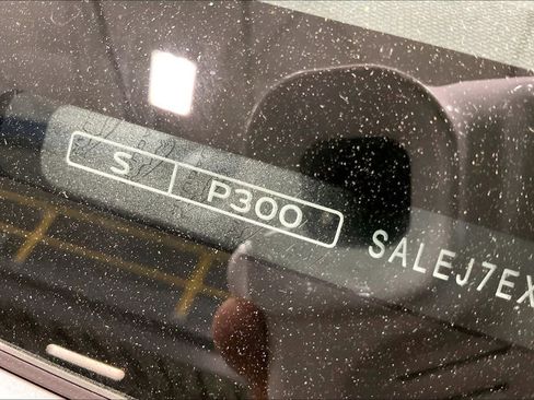Used 2026 Land Rover Defender 110 S AWD/4WD image 24