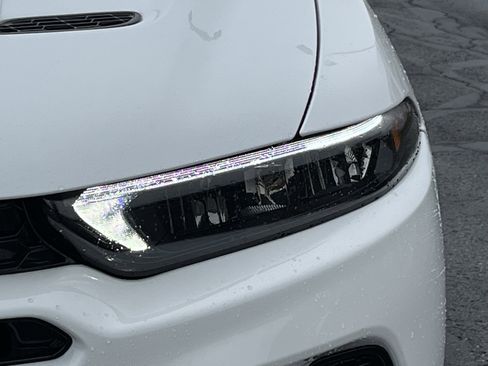 Used 2024 Dodge Hornet R/T w/ R/T Blacktop Package image 10