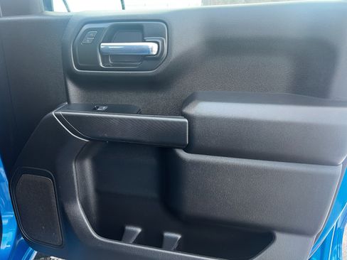 Used 2022 Chevrolet Silverado 1500 Custom Trail Boss image 23