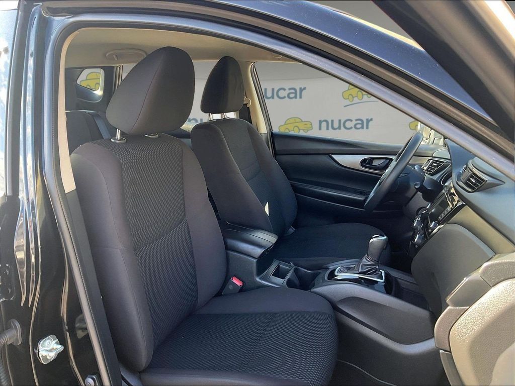 Used 2019 Nissan Rogue Sport S w/ Appearance Package AWD/4WD image 11