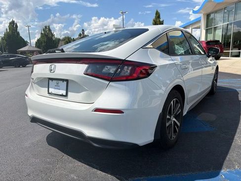 Used 2023 Honda Civic LX image 6