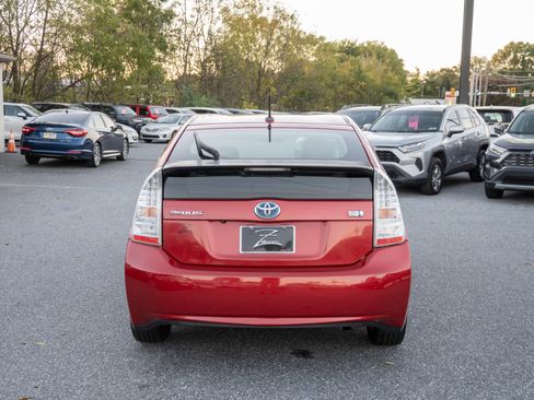 Used 2011 Toyota Prius Three image 9