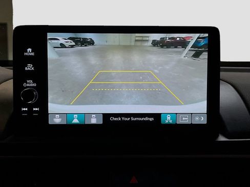 Used 2024 Honda Pilot Touring image 14