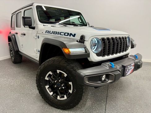 Used 2024 Jeep Wrangler Unlimited Rubicon 4xe w/ Technology Group image 4