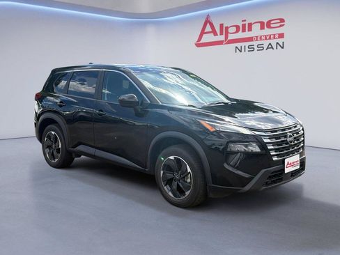 Used 2024 Nissan Rogue SV AWD/4WD image 7