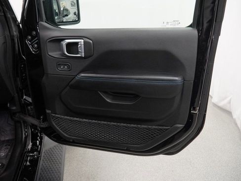 Used 2024 Jeep Wrangler High Altitude image 45