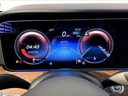 Used 2023 Mercedes-Benz E 350 4MATIC Sedan image 26
