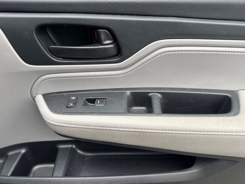 Used 2023 Honda Odyssey EX-L image 22