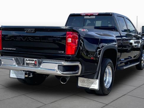 Used 2026 Chevrolet Silverado 3500 LTZ w/ LTZ Texas Edition AWD/4WD image 13