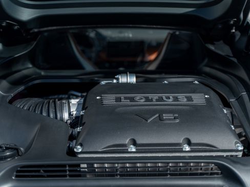 New 2026 Lotus Emira image 31