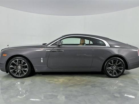 Used 2018 Rolls-Royce Wraith RWD image 7