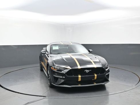 Used 2020 Ford Mustang GT image 4
