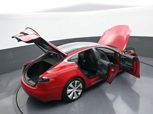 Used 2021 Tesla Model S Performance AWD/4WD image 43