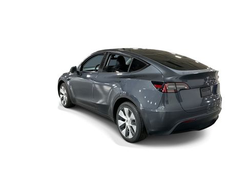 Certified 2023 Tesla Model Y Long Range AWD/4WD image 4