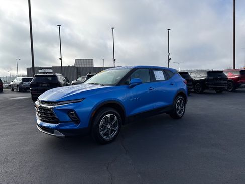 Used 2025 Chevrolet Blazer LT image 7