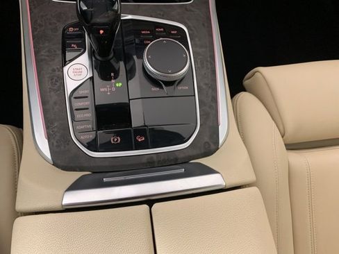 Used 2021 BMW X5 xDrive40i w/ Convenience Package image 28