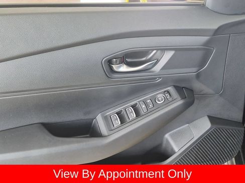 Used 2025 Honda Accord LX image 15