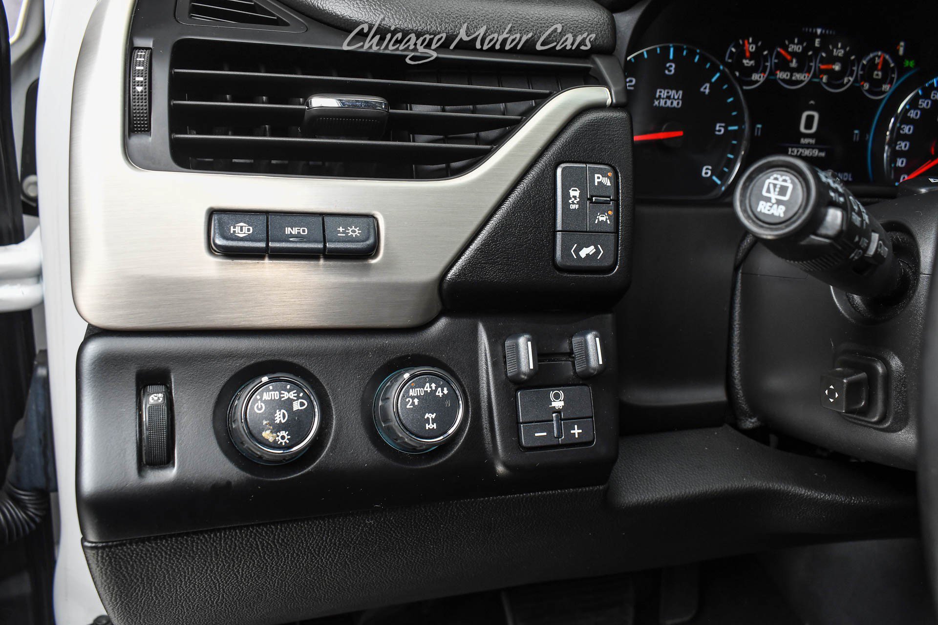 Used 2017 GMC Yukon Denali w/ Open Road Package AWD/4WD image 11