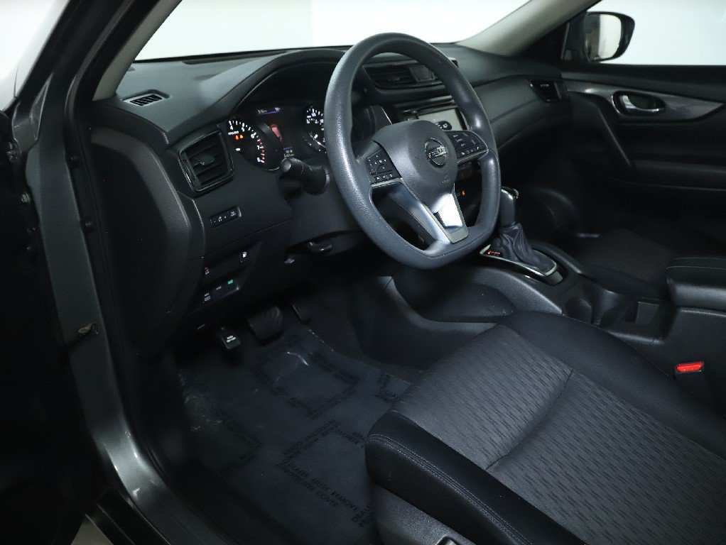 Used 2018 Nissan Rogue S AWD/4WD image 18