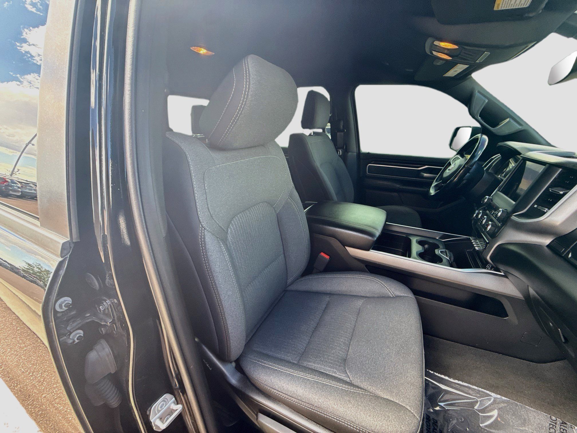 Used 2020 RAM 1500 Big Horn AWD/4WD image 31