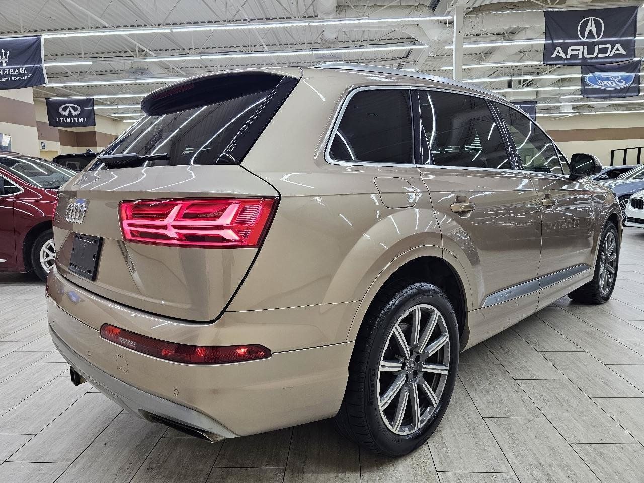 Used 2019 Audi Q7 3.0T Premium Plus w/ Premium Plus Package AWD/4WD image 7