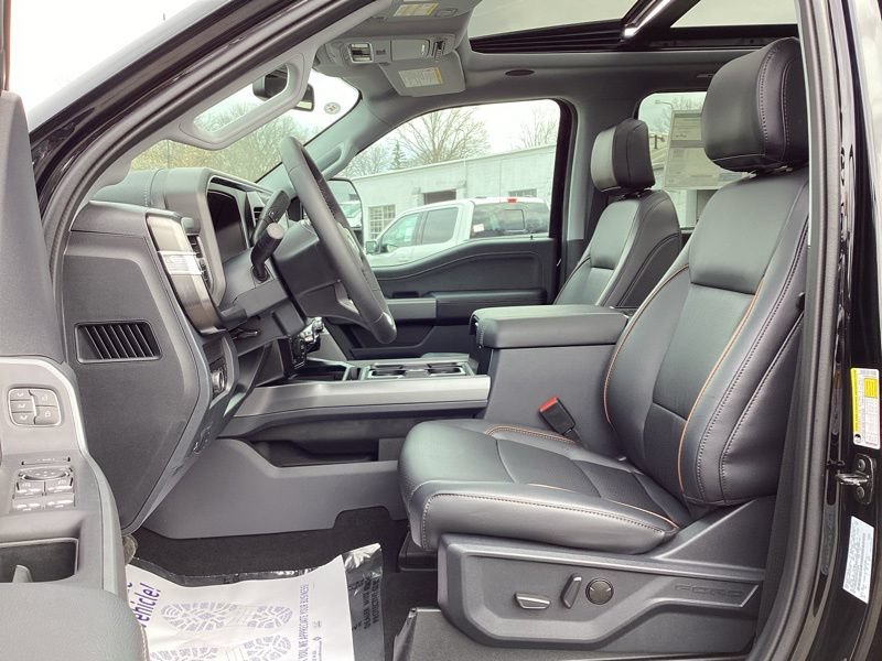 New 2026 Ford F250 Lariat w/ Black Appearance Package AWD/4WD image 31