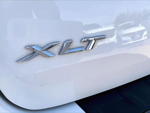 Used 2023 Ford Explorer XLT w/ Equipment Group 202A RWD image 10