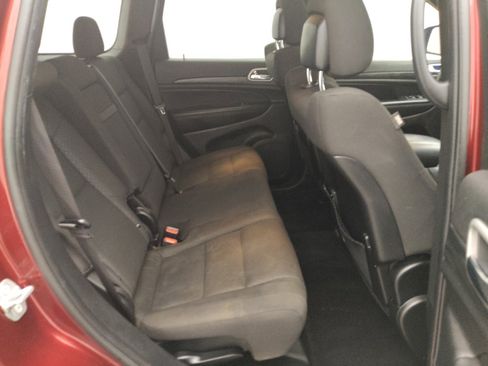 Used 2021 Jeep Grand Cherokee Laredo RWD image 19