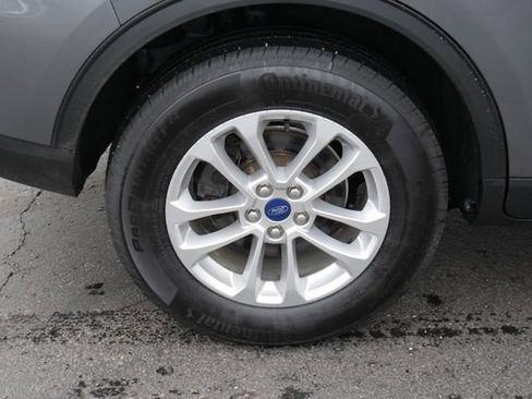 Used 2021 Ford Escape SE w/ Cold Weather Package image 12