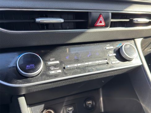 Used 2020 Hyundai Sonata SEL image 16