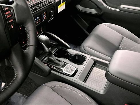 New 2026 Nissan Frontier SV w/ All-Weather Content Package AWD/4WD image 8