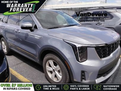 Used 2025 Kia Sorento LX