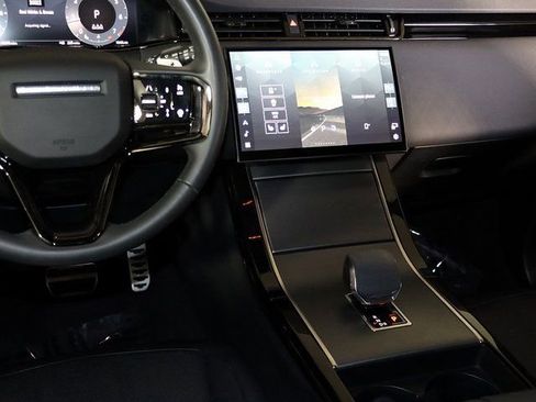 Used 2024 Land Rover Range Rover Evoque Dynamic SE image 15