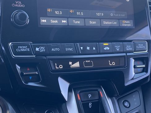 Used 2024 Honda Odyssey EX-L image 27
