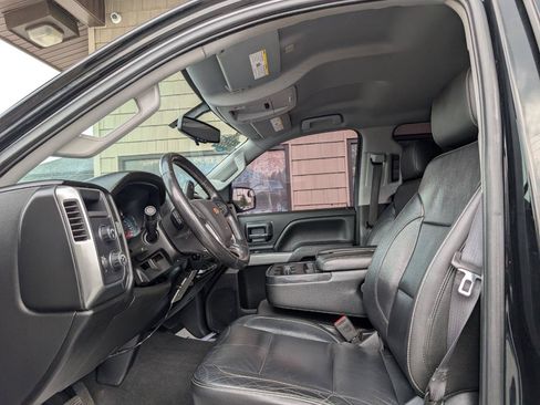 Used 2018 Chevrolet Silverado 1500 LT w/ Texas Edition AWD/4WD image 8