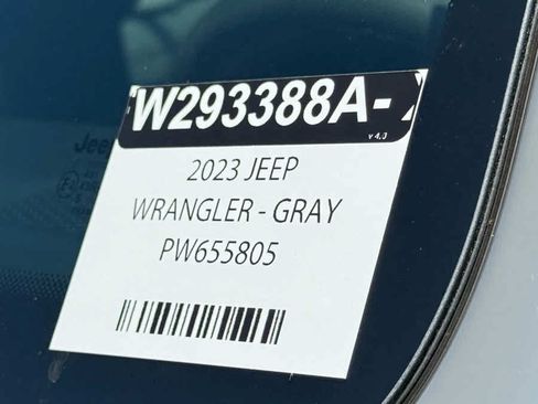 Used 2023 Jeep Wrangler Unlimited Rubicon w/ Xtreme 35 Tire Package AWD/4WD image 32