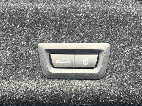 New 2026 BMW 330i 330i w/ M Sport Package image 28