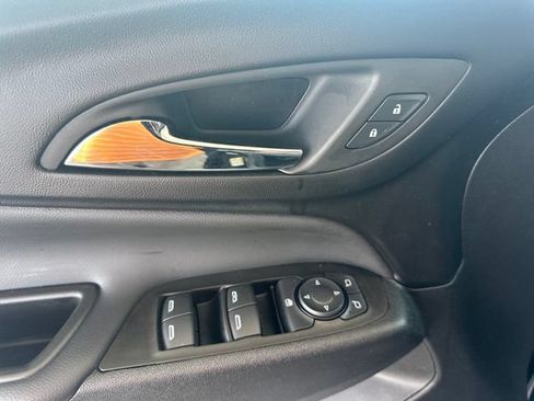 Used 2024 Chevrolet Equinox LT AWD/4WD image 26