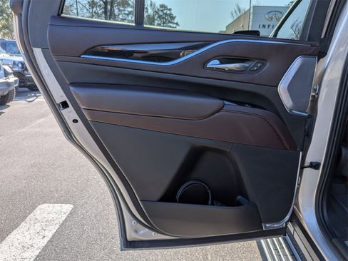 Used 2021 Cadillac Escalade Sport Platinum w/ Heavy-Duty Trailer Package image 29