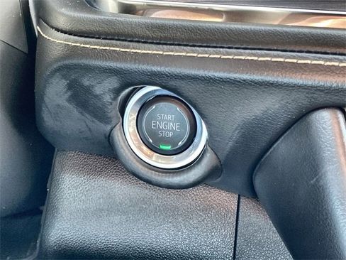 Certified 2025 Chevrolet Tahoe Premier image 9