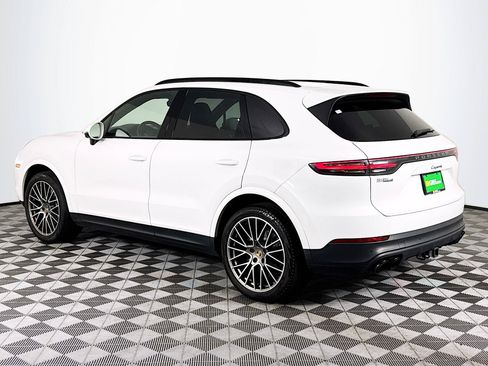 Used 2023 Porsche Cayenne Platinum Edition w/ Assistance Package AWD/4WD image 6