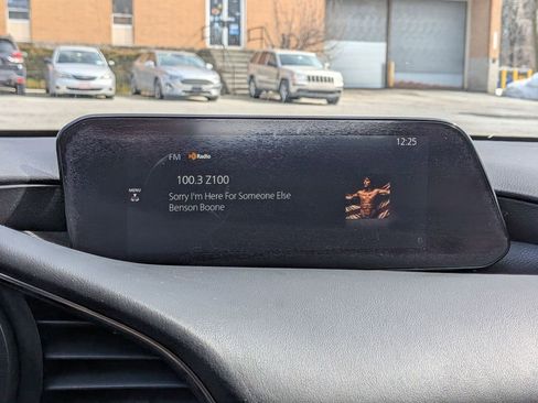 Used 2019 MAZDA MAZDA3 AWD Hatchback w/ Preferred Pkg image 19