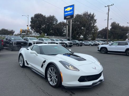 Used 2017 Chevrolet Corvette Grand Sport image 2