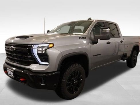 New 2026 Chevrolet Silverado 3500 LT w/ Trail Boss Package image 4