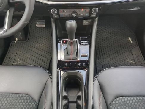 Used 2025 Jeep Compass Trailhawk w/ Trailhawk Convenience Group AWD/4WD image 21