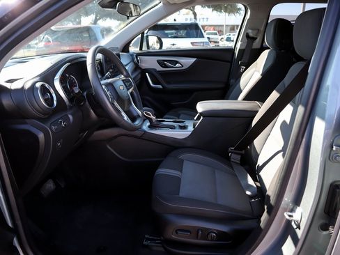 Used 2025 Chevrolet Blazer LT image 21
